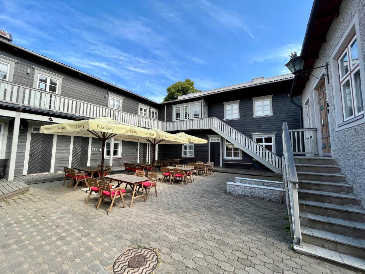 Old Town Apartment Parnu Luaran gambar